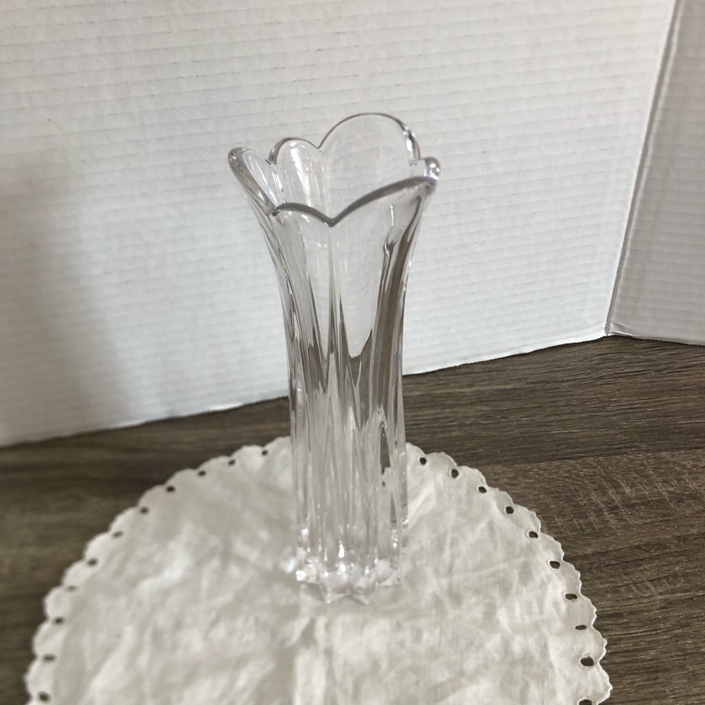Vtg Mikasa Icicles 8” Crystal Vase